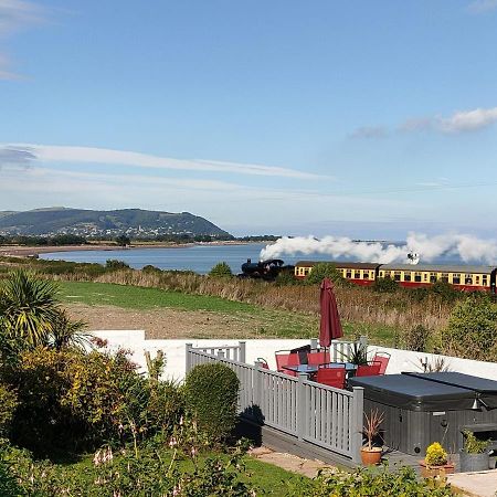 Blue Anchor House - Seaview, Hot Tub Apartments Экстерьер фото