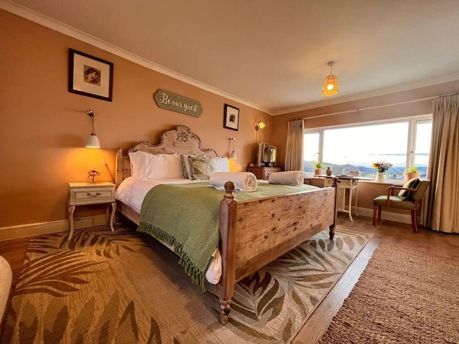 Blue Anchor House - Seaview, Hot Tub Apartments Экстерьер фото