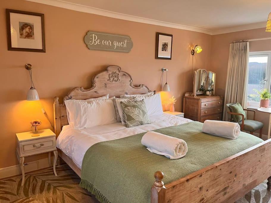 Blue Anchor House - Seaview, Hot Tub Apartments Экстерьер фото